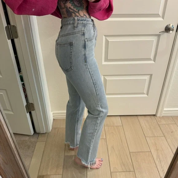 Superdown Jeans - Picture 3 of 6